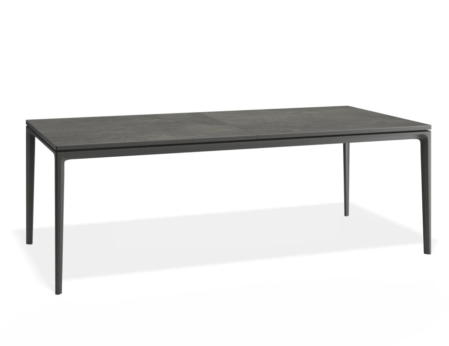 Arken Table - Outdoor - Extendable - Charcoal - Basalt Ceramic Top