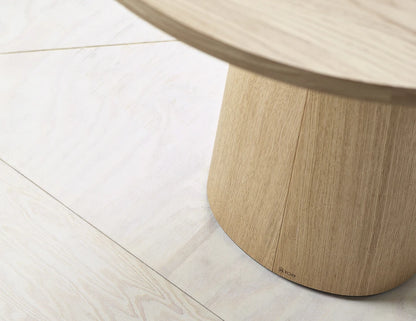 P.O.V. Table 460 Round - Natural Oak - By TON