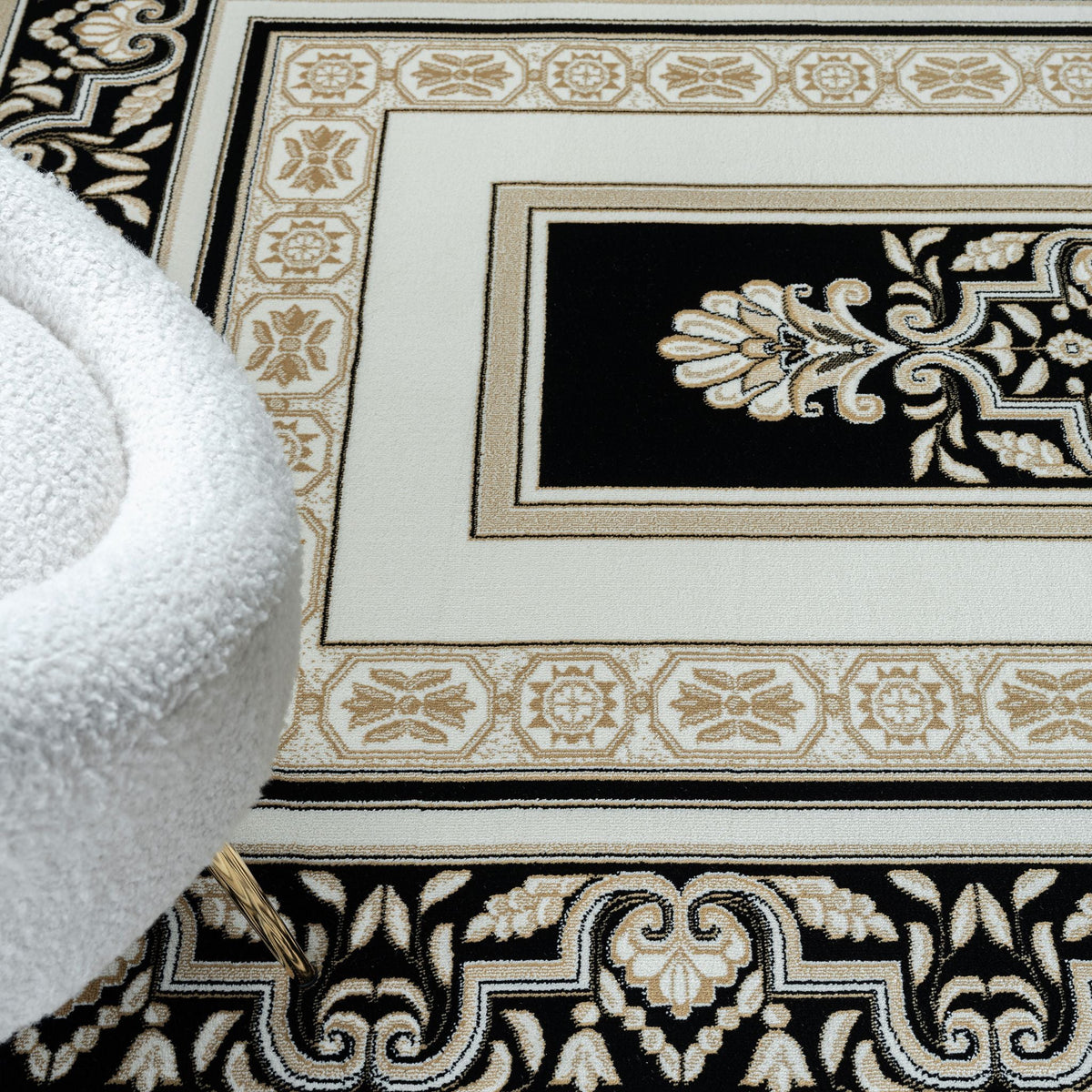Royal 523 Black Traditional, Classic Rug