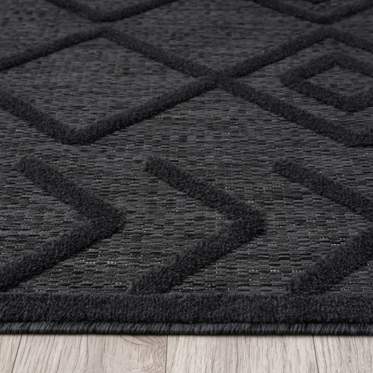 Calm 416 Charcoal Geometric Rug