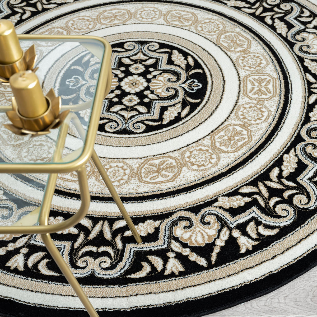 Royal 523 Black Traditional, Classic Round Rug