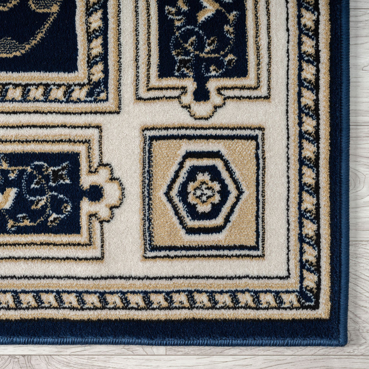 Estate 511 Navy Traditional, Classic Hallway Runner