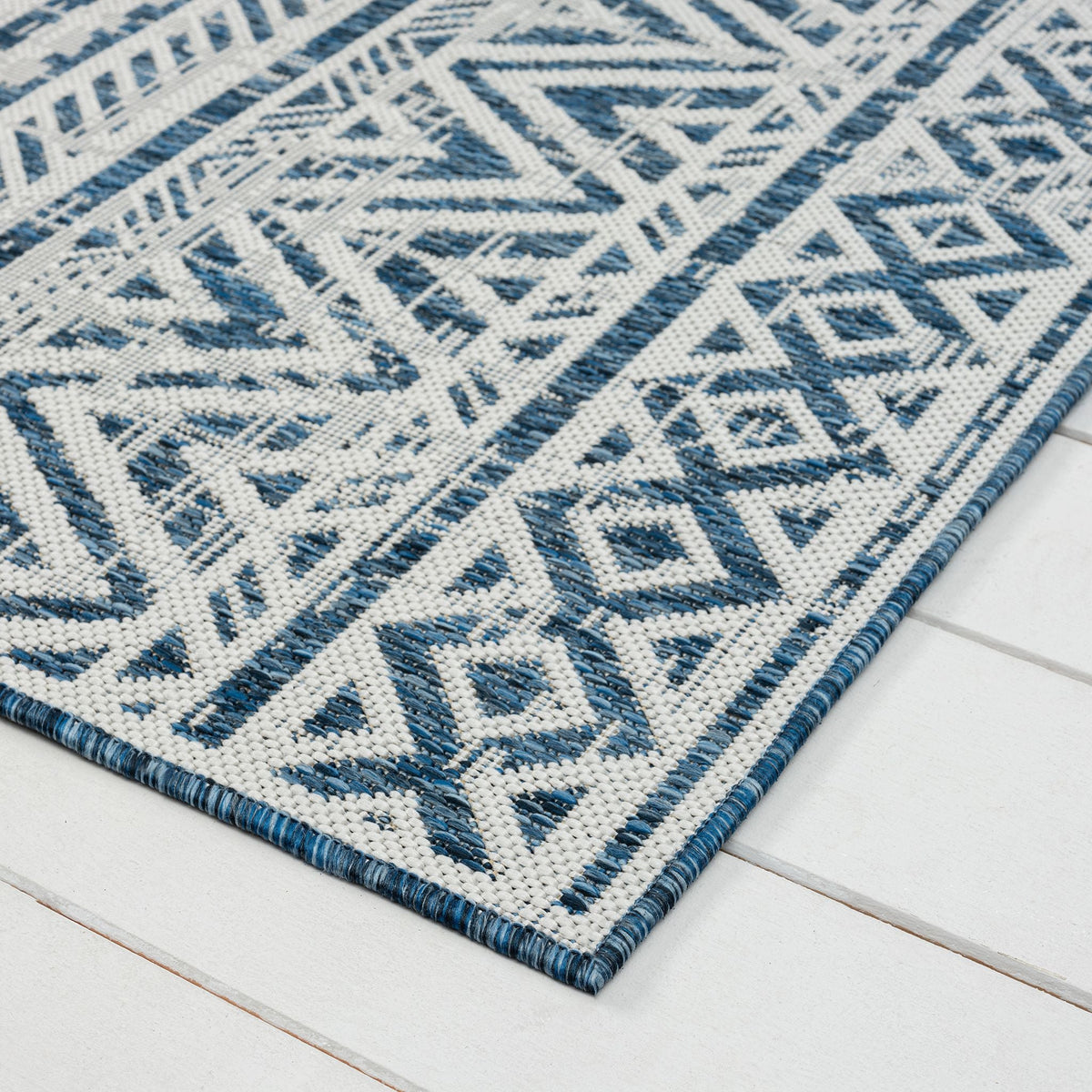 Patio 453 Frost Indoor Outdoor Indoor/Outdoor, Flatweave Hallway Runner