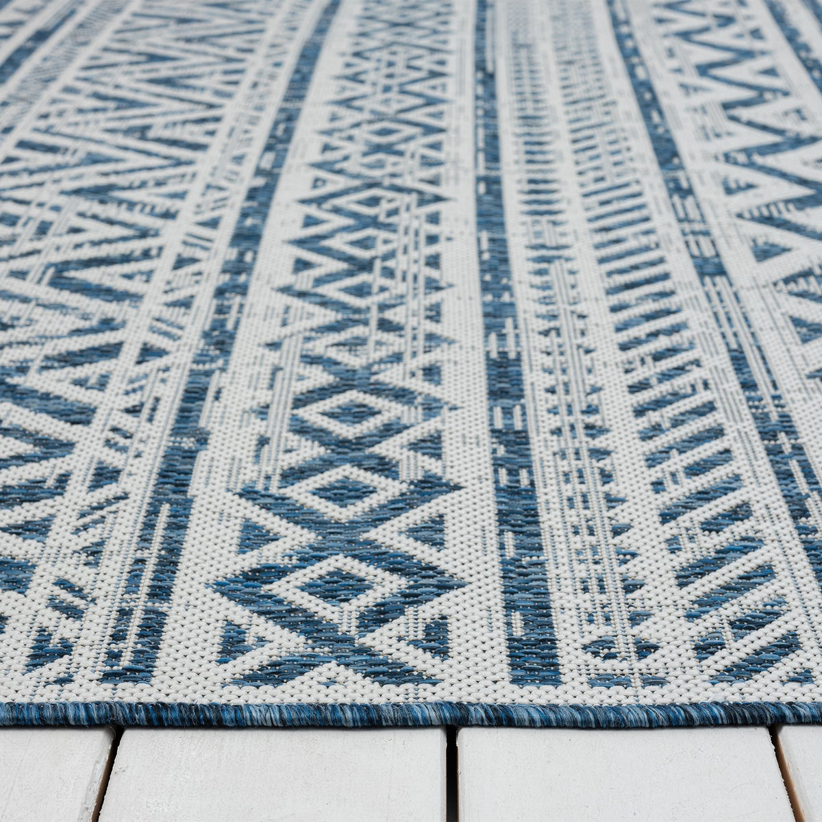 Patio 453 Frost Indoor Outdoor Indoor/Outdoor, Flatweave Hallway Runner