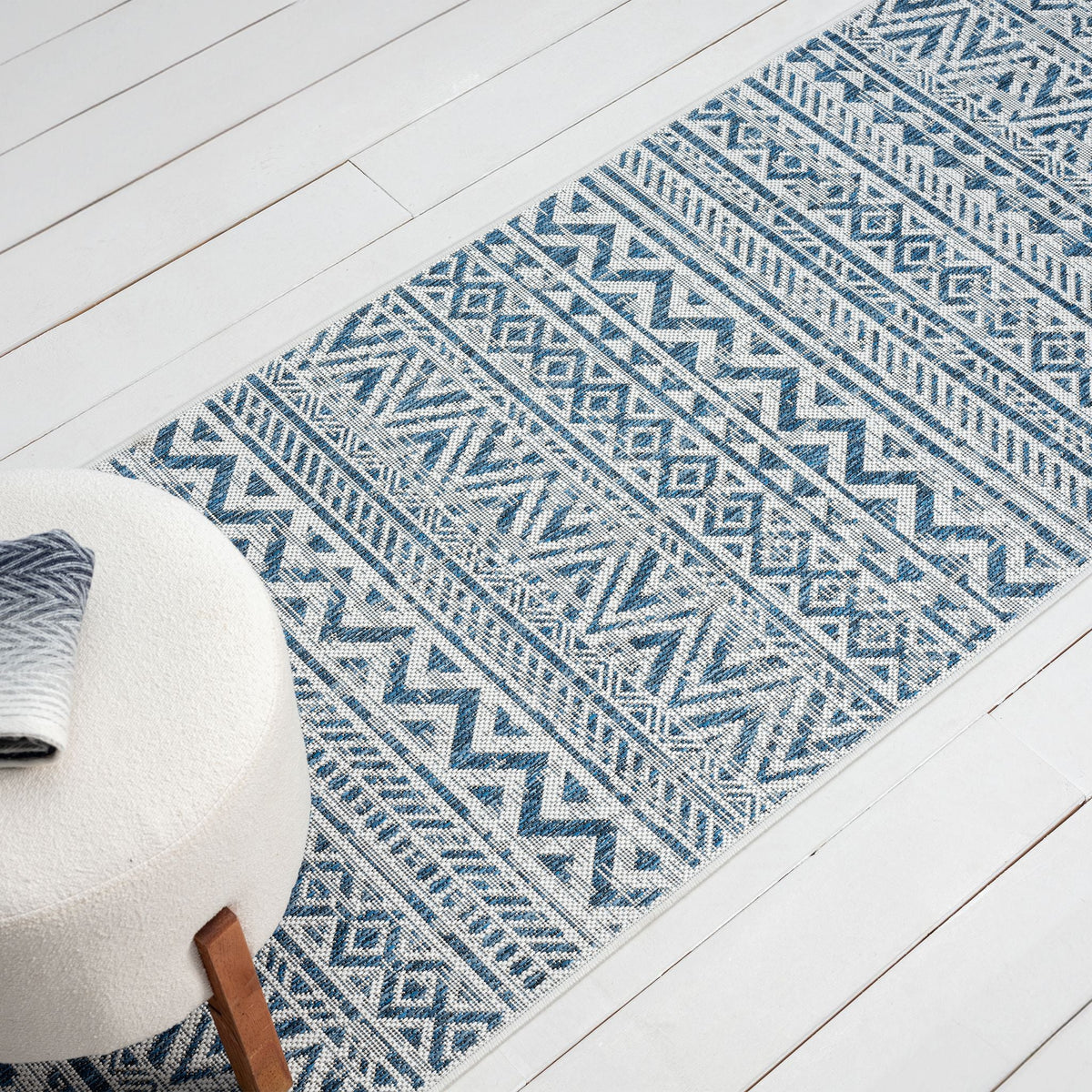Patio 453 Frost Indoor Outdoor Indoor/Outdoor, Flatweave Hallway Runner