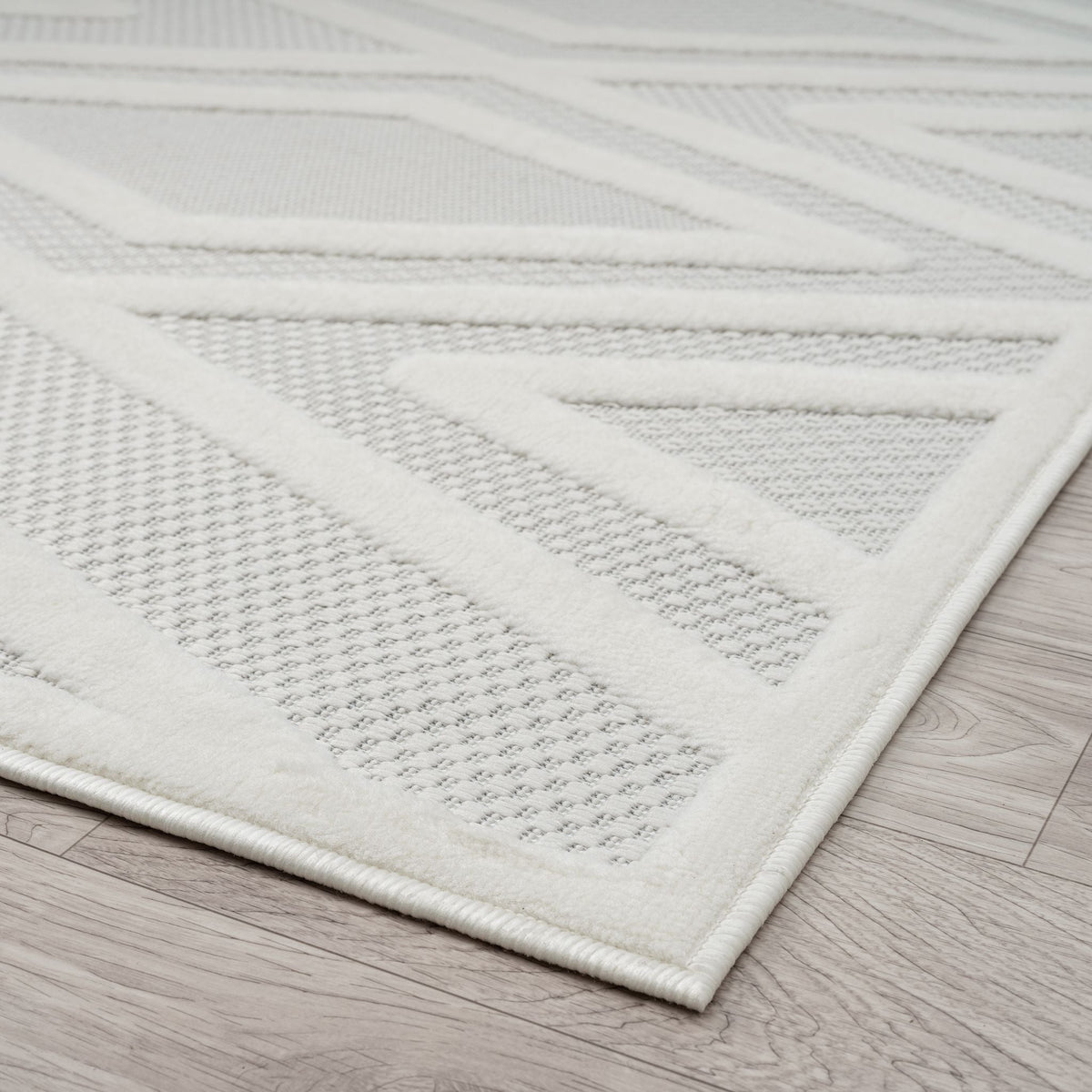 Calm 418 Frost Geometric Rug