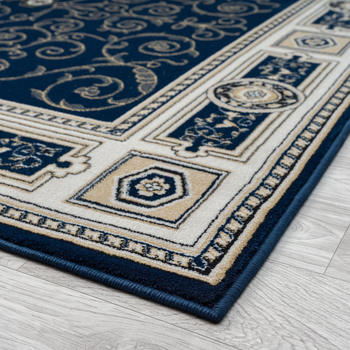 Estate 511 Navy Traditional, Classic Hallway Runner