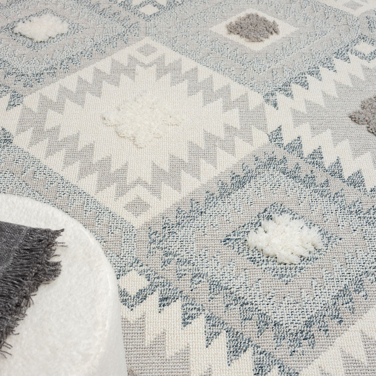 Cottage 543 Pebble Geometric Rug