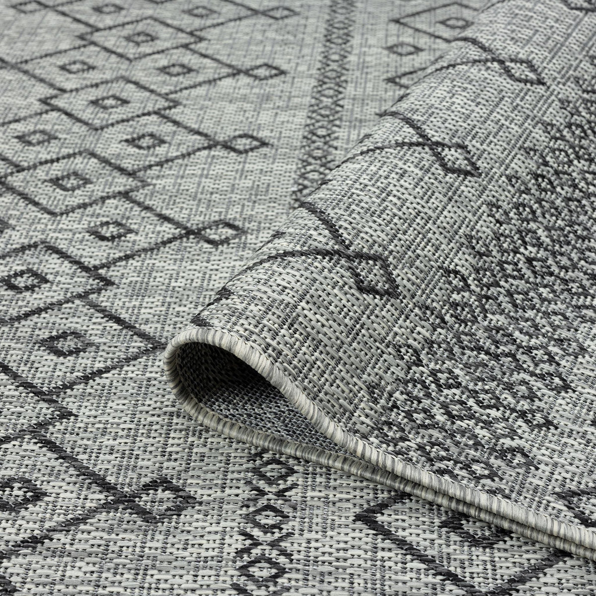 Alfresco 423 Lava Indoor Outdoor Indoor/Outdoor, Flatweave Hallway Runner