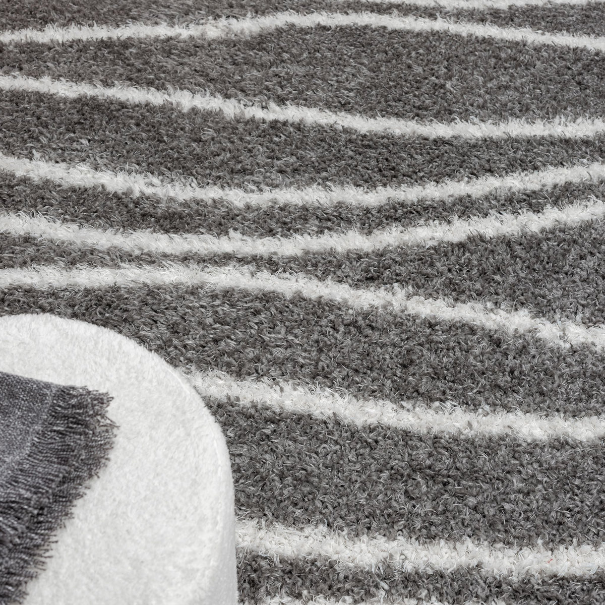 Plushy 385 Cloud Shaggy Rug