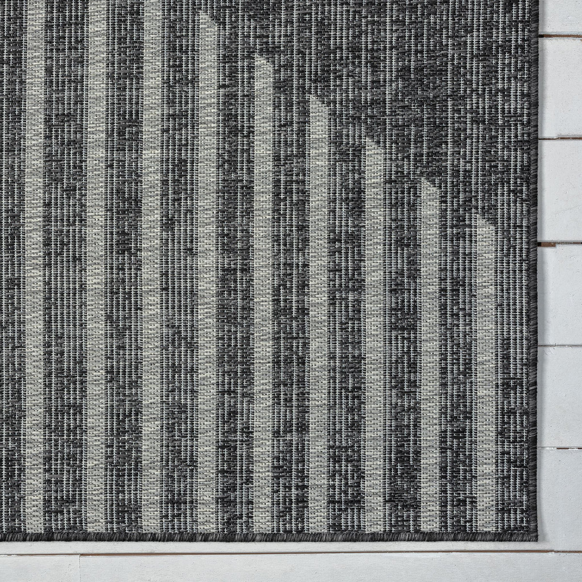 Alfresco 425 Ebony Indoor Outdoor Indoor/Outdoor, Flatweave Hallway Runner