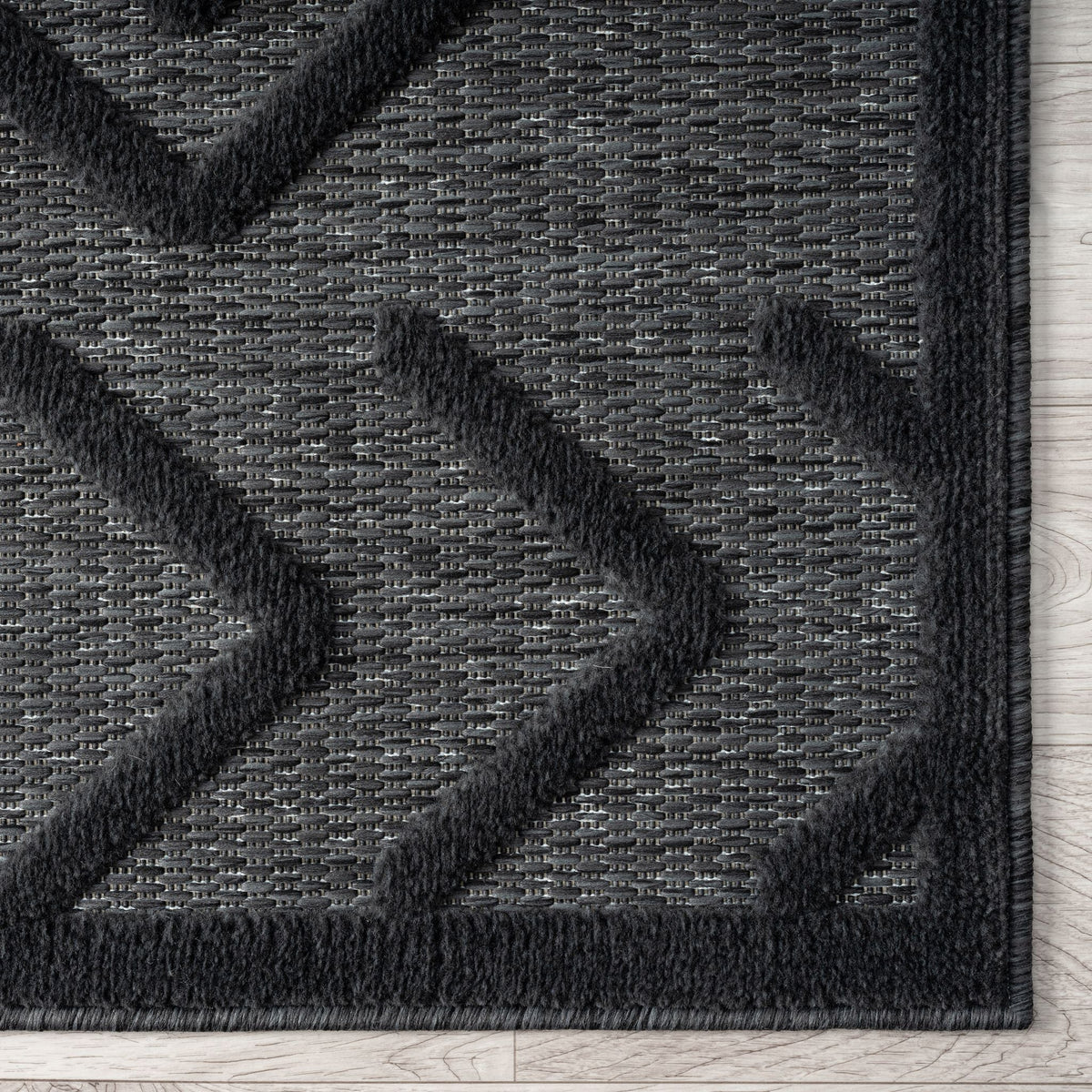 Calm 416 Charcoal Geometric Rug