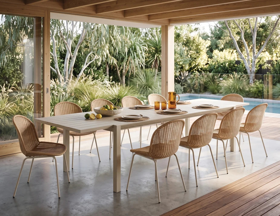 Reflect Table - Outdoor - Extendable - Latte