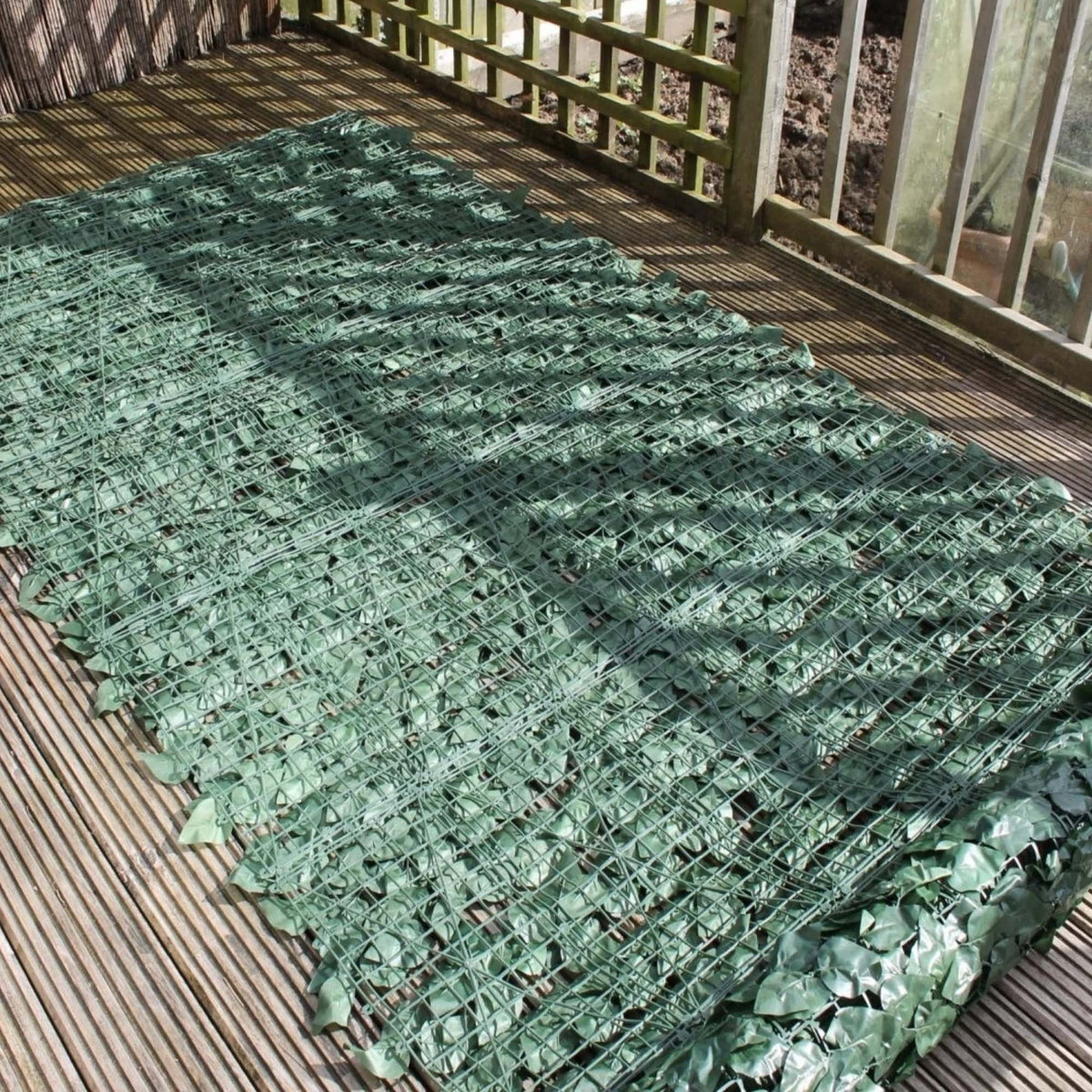 Artificial Ivy Leaf Hedging 3m x 1m Roll (Fake Ivy Roll)